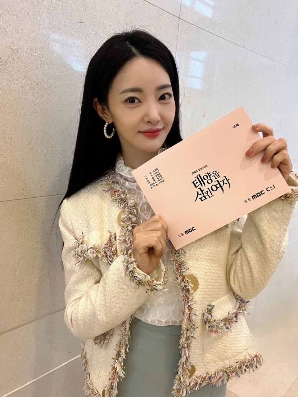'팔색조 배우' 안이서, "MBC '태양을 삼킨 여자, 영화 '천국은 없다','세하별' 3개 작품 출연 '열일 행보'!